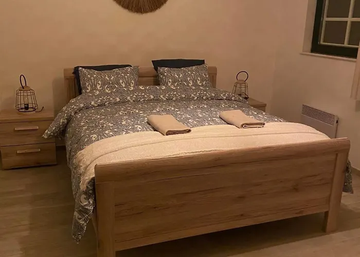 Contemporary In With Private Pool Villa Wellin